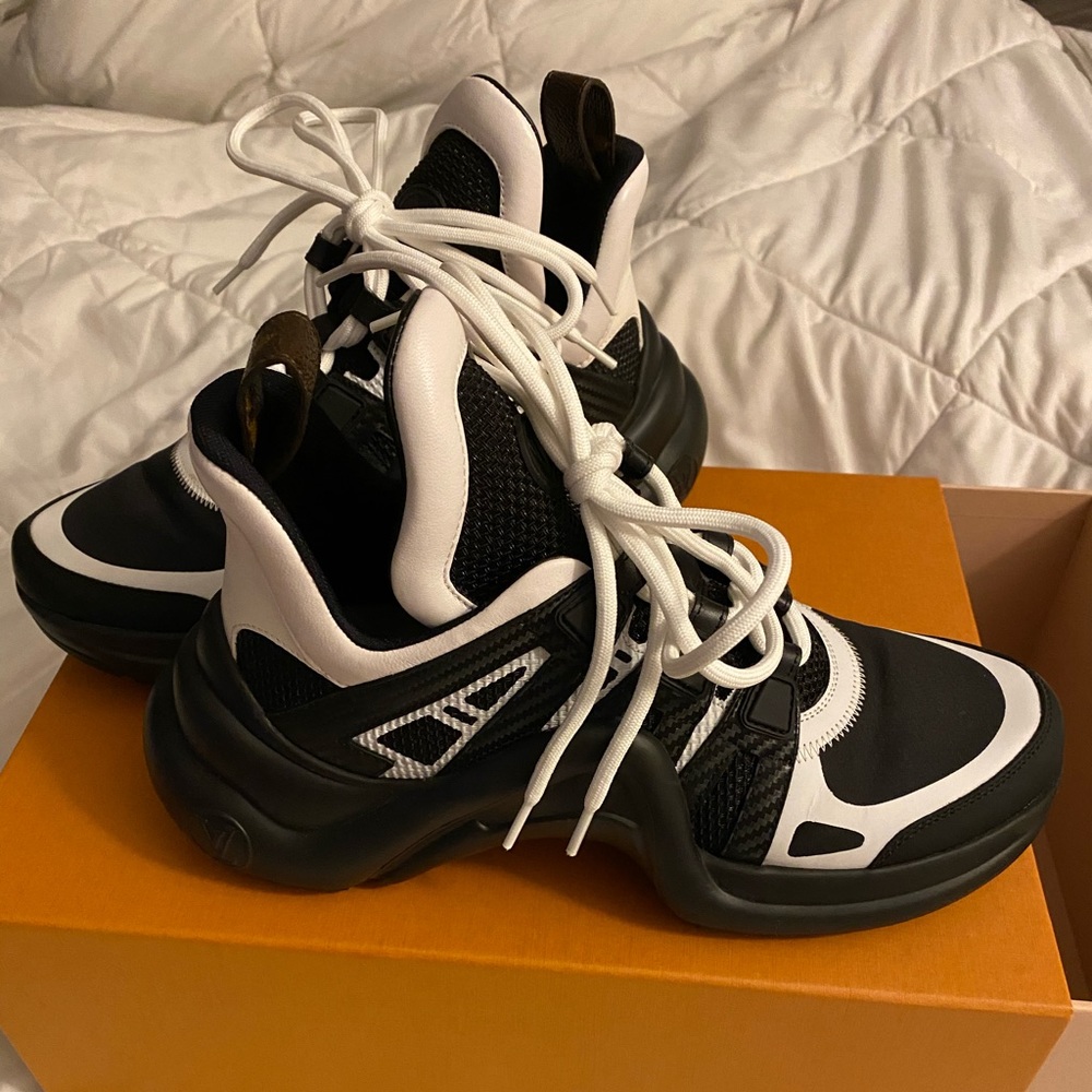 Louis Vuitton Archlight shoes siz 37 100%authentic